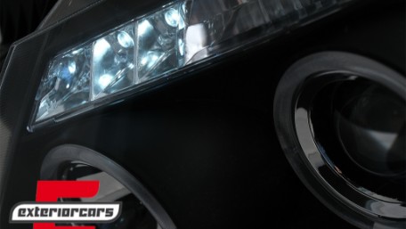 Prednja svjetla Angel Eyes (crna) / Toyota Hilux (2005-2011), LPTO08