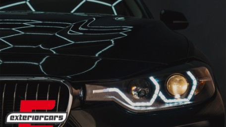 Prednja svjetla Angel Eyes LED DRL (crna) / BMW serije 3 F30 F31 limuzina karavan (10.2011-05.2015), LPBMI8