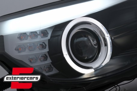 Prednja svjetla Angel Eyes LED žmigavci (crna) / BMW serije 5 E60 E61 (2003-2007), LPBMC1