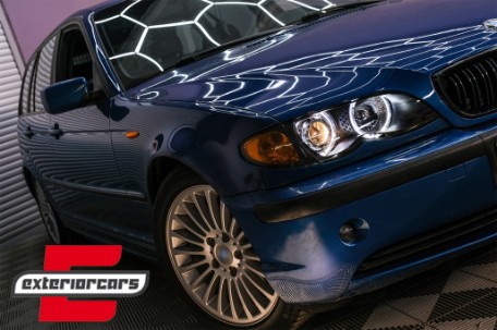 Prednja svjetla CCFL Angel Eyes (crna) / BMW serije 3 E46 Facelift limuzina karavan (2001-2005), LPBM32