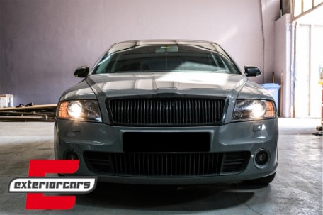 Prednja svjetla (crna) / Škoda Octavia II (2004-2008), LPSK15