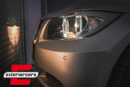 Prednja svjetla LED Angel Eyes (crna) / BMW serije 3 E90 limuzina E91 karavan (03.2005-2011), LPBME4