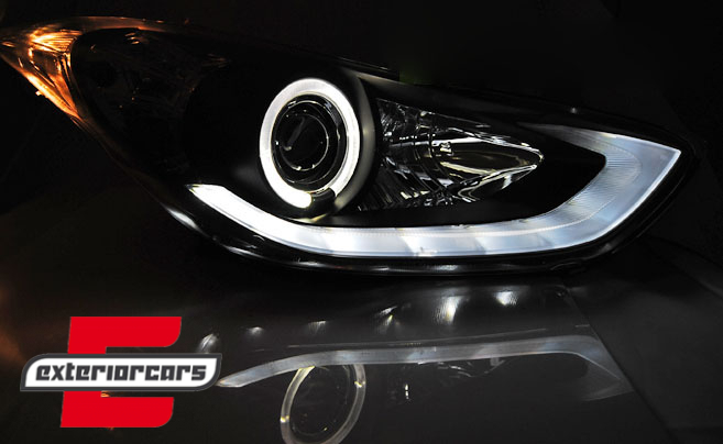 Prednja svjetla LED DayLight Angel Eyes (crna) / Hyundai Elantra (2010-2015), LPHU09
