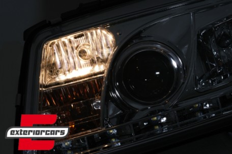 Prednja svjetla LED DayLight (chrome) / Volkswagen Bora (09.1998-07.2005), LPVWA1