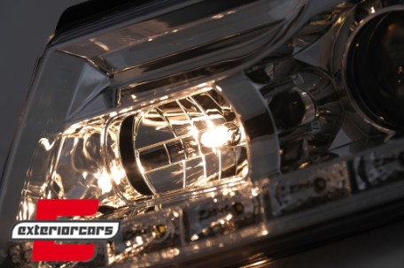 Prednja svjetla LED DayLight (chrome) / Volkswagen Passat B5 3B (11.1996-08.2000), LPVWE6