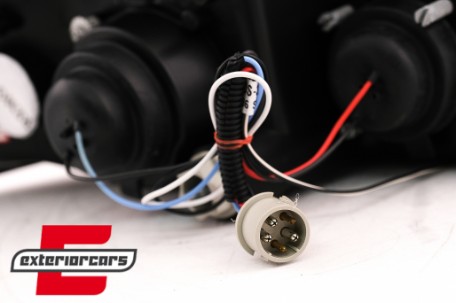 Prednja svjetla LED DayLight (chrome) / Volkswagen Passat B5 3B (11.1996-08.2000), LPVWE6