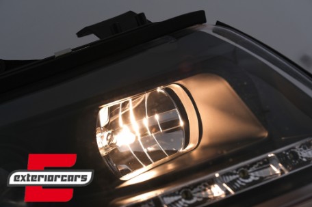 Prednja svjetla LED DayLight (crna) / Audi A4 Cabrio B6 (2002-2006), LPAUF4
