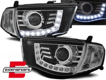 Prednja svjetla LED DayLight (crna) / Mitsubishi L200 (2006-2010), LPMI10