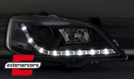 Prednja svjetla LED DayLight (crna) / Opel Astra G (1997-2004), LPOP38