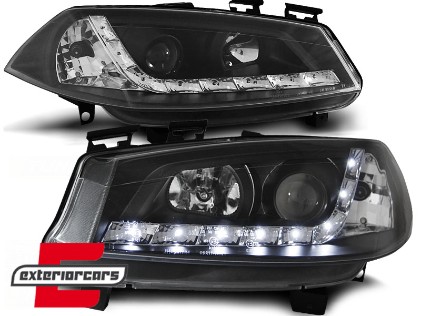 Prednja svjetla LED DayLight (crna) / RENAULT MEGANE 2 (2002-2005), LPRE16