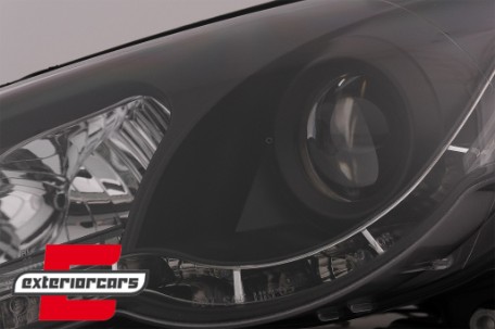 Prednja svjetla LED DayLight (crna) / Volkswagen Passat B6 3C (03.2005-2010), LPVWC2