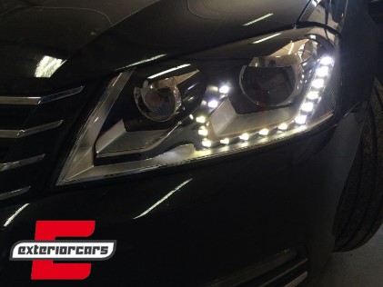 Prednja svjetla LED DayLight (crna) / VW Volkswagen Passat B7 (2010-2014), LPVWK4