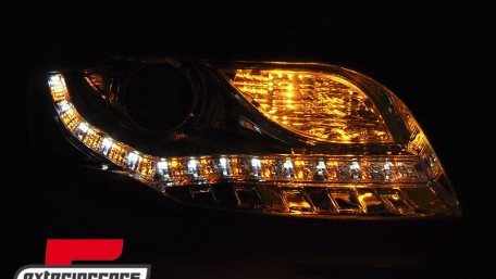 Prednja svjetla LED DayLights (chrome) / Audi A4 B7 (2004-2008), LPAUE4