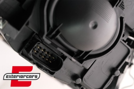 Prednja svjetla LED DayLights (crna) / Audi A4 B7 (2004-2008), LPAU52