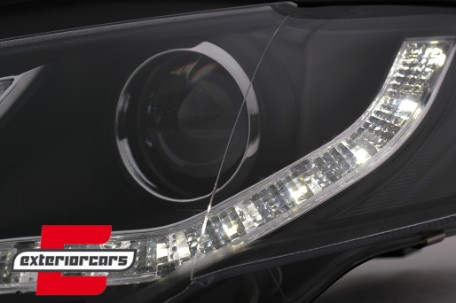 Prednja svjetla LED DayLights (crna) / Audi A4 B7 (2004-2008), LPAUE5