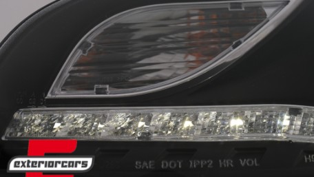 Prednja svjetla LED DayLights (crna) / Audi A4 B7 (2004-2008), LPAUE5