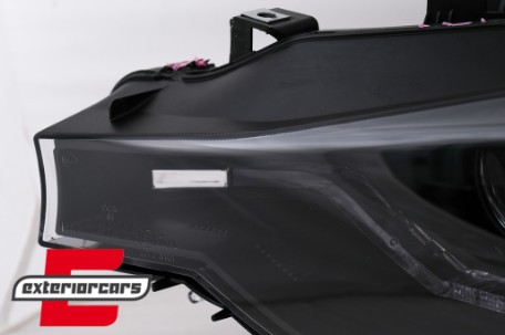 Prednja svjetla LED DRL Angel Eyes (crna) / BMW serije 3 F30 F31 LCI limuzina karavan (2015-2019), LPBMN2