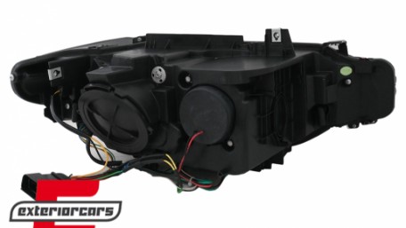 Prednja svjetla LED DRL Angel Eyes (crna) / BMW serije 3 F30 F31 LCI limuzina karavan (2015-2019), LPBMN2