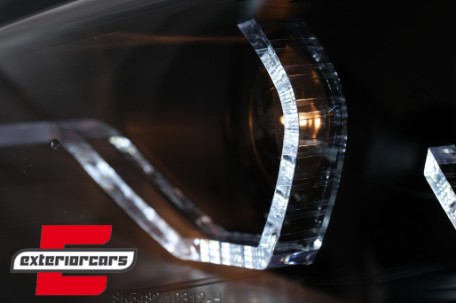 Prednja svjetla LED DRL Angel Eyes (crna) / BMW serije 3 F30 F31 LCI limuzina karavan (2015-2019), LPBMN2