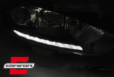 Prednja svjetla LED DRL (chrome) / Ford Fiesta (2013-2016), LPFO68