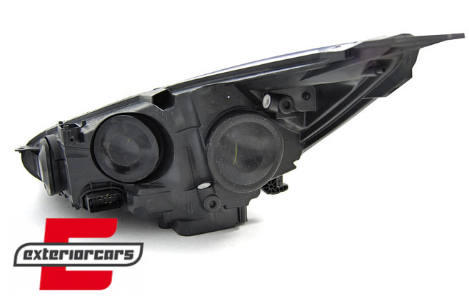 Prednja svjetla LED DRL (crna) / Ford Focus Mk3 Facelift (2014-2018), LPFO77
