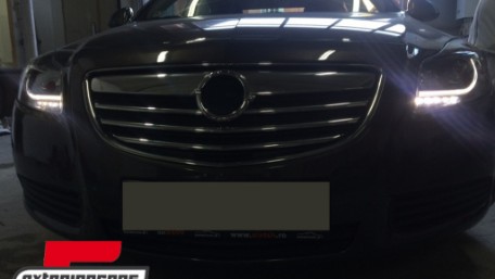 Prednja svjetla LED DRL Facelift Xenon look (crna) / Opel Insignia (2008-2012), LPOP95