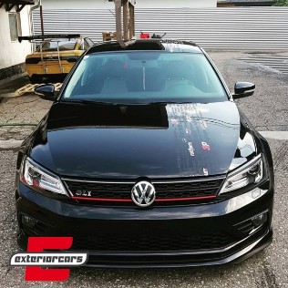 Prednja svjetla LED DRL SEQ žmigavci Bi-Xenon look (crna) / VW Jetta Mk6 VI (2011-2018), LPVWX0