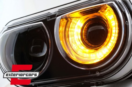 Prednja svjetla LED DRL SEQ žmigavci (crna) / Dodge Challenger (2008-2014), LPDO29