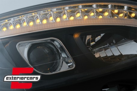 Prednja svjetla LED DRL SEQ žmigavci W205 look (crna) / Mercedes C klasa W204 S204 limuzina karavan (2007-2010), LPMEC4