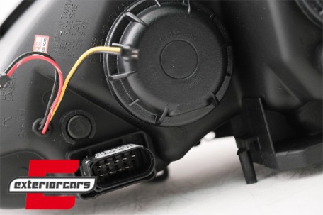 Prednja svjetla LED DRL SEQ žmigavci W205 look (crna) / Mercedes C klasa W204 S204 limuzina karavan (2007-2010), LPMEC4