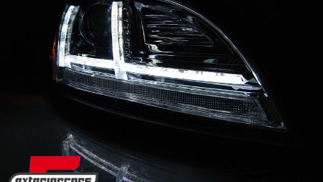 Prednja svjetla LED DRL SEQ žmigavci Xenon (chrome) / Audi TT 8J (2010-2014), LPAUF1