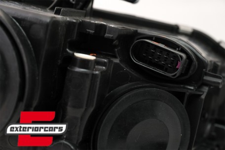 Prednja svjetla LED DRL Xenon look (crna) / Audi A4 B8.5 Facelift (2012-2015), LPAUE6