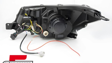 Prednja svjetla LED SEQ žmigavci TubeLight dizajn (chrome) / Subaru Forester IV (2013-2018), LPSU17