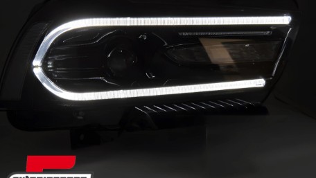 Prednja svjetla LED TruDRL SEQ žmigavci (crna) / Dodge Charger (2011-2015), LPDO34