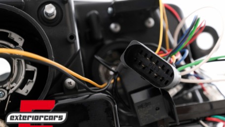 Prednja svjetla LED TrueDRL Xenon (chrome) / Audi A6 C6 4F (04.2004-2008), LPAU75