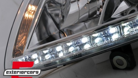 Prednja svjetla LED TrueDRL Xenon (chrome) / Audi A6 C6 4F (04.2004-2008), LPAU75