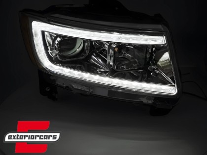 Prednja svjetla LED TubeLight dizajn (chrome) / JEEP Grand Cherokee WK2 (2011-2013), LPCH47