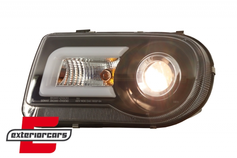 Prednja svjetla LED Tubelight dizajn (crna) / Chrysler 300C (2004-2010), LPCH22