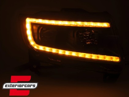Prednja svjetla LED TubeLight dizajn (crna) / JEEP Grand Cherokee WK2 (2011-2013), LPCH48