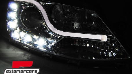 Prednja svjetla LED TubeLight DRL (chrome) / Volkswagen Jetta Mk6 VI (2011-2017), LPVWL4