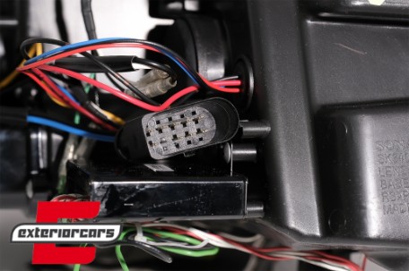 Prednja svjetla LED TubeLights (chrome) / Audi A6 C6 4F (04.2004-2008), LPAU95