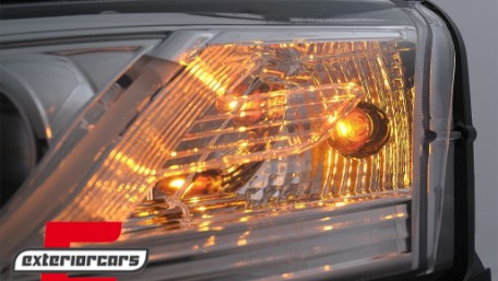 Prednja svjetla LED TubeLights (chrome) / Audi A6 C6 4F (04.2004-2008), LPAU95