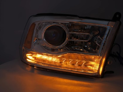 Prednja svjetla LED žmigavci (chrome) / DODGE RAM (2009-2018), LPDO42