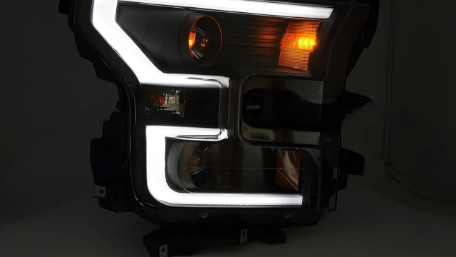 Prednja svjetla TubeLight dizajn (crna) / FORD F150 Mk13 (2014-2017), LPFOB4