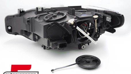 Prednje svjetlo (desna strana) / BMW serije 3 F30 F31 LCI (06.2015-2019), 20-15667-05-2