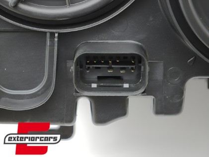 Prednje svjetlo (desna strana) / BMW X3 F25 + X4 F26 (05.2013-03.2018), 20-16577-05-9