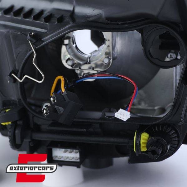 Prednje svjetlo (desna strana) / Opel Corsa D (2006-2011), 20-1153-15-2