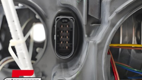 Prednje svjetlo (desna strana) / Škoda Octavia 3 (2012-2016), 20-14683-05-2
