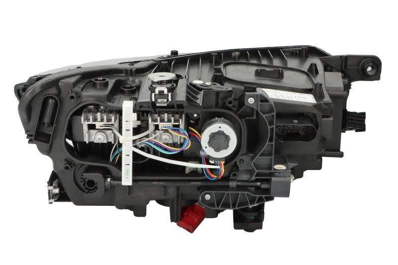 Prednje svjetlo LED (lijeva strana) / VW Passat B8 (2014-2019), 20-17924-06-2