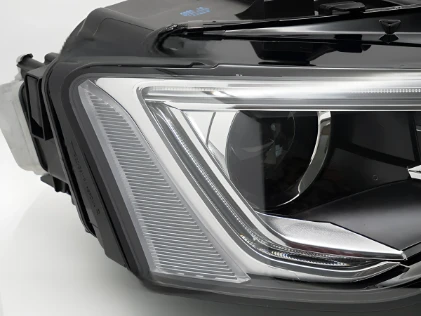 Prednje svjetlo Xenon (desna strana) / AUDI A5 8T (06.2012-01.2017), 20-16811-26-2